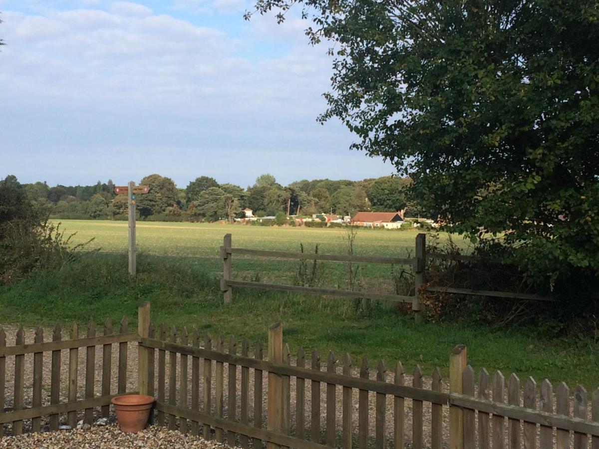 Anvil&Stable Cottages Felbrigg Eksteriør bilde